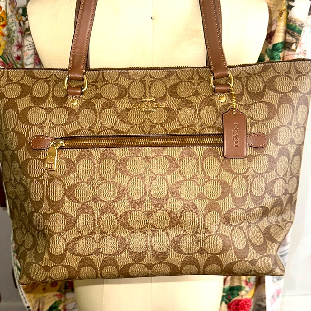 Coach F79609 Signature Tote Bag for Women X& 2 matching wallets - Picture 2 of 16